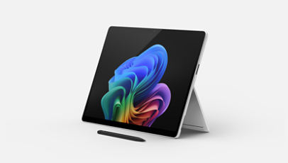 Immagine di un Surface Pro in platino e una Slim Pen