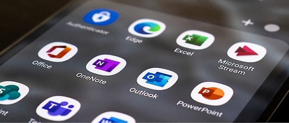 Primo piano dello schermo di un telefono