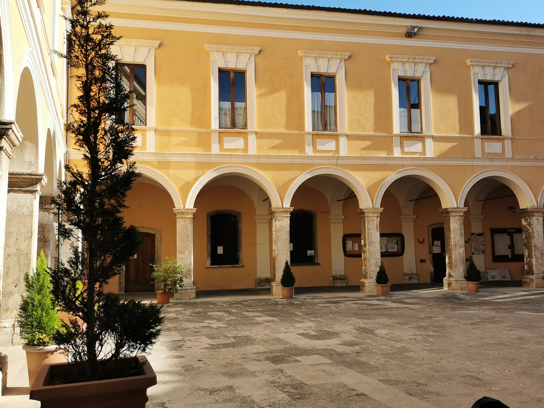 UFFICIO ANAGRAFE CHIUSO GIOVEDI POMERIGGIO